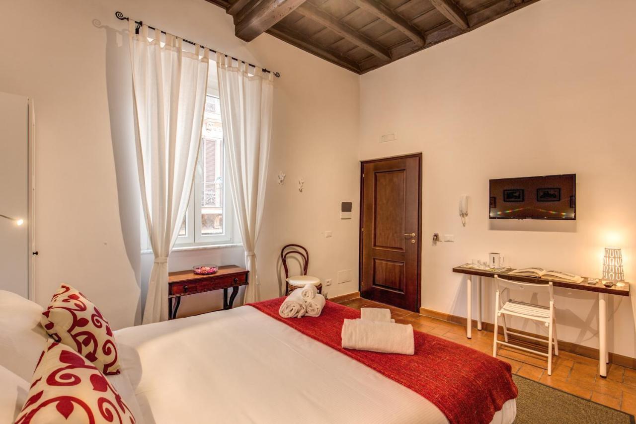 Piccolo Trevi Suites Řím Exteriér fotografie