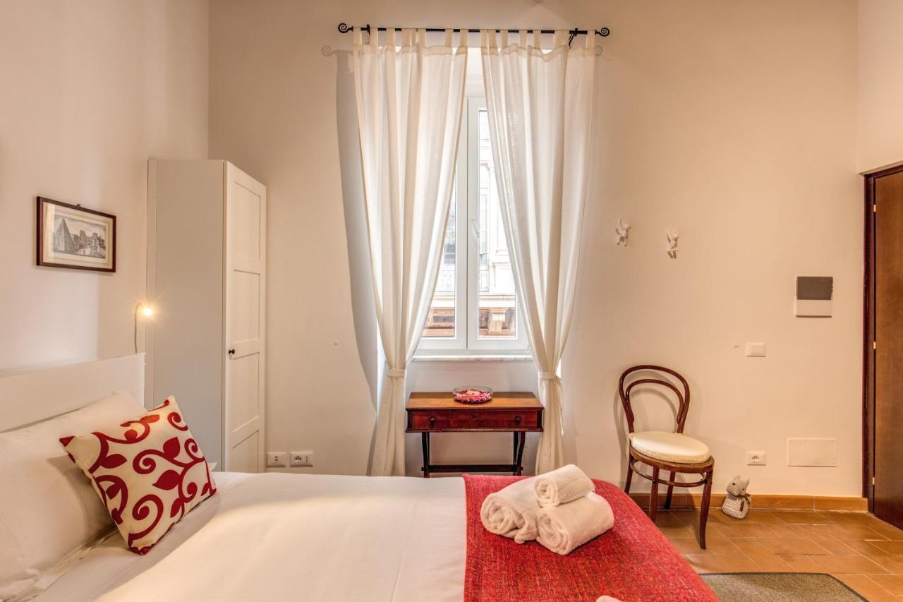 Piccolo Trevi Suites Řím Exteriér fotografie