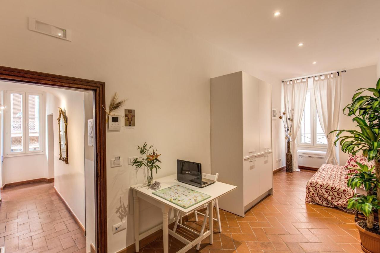 Piccolo Trevi Suites Řím Exteriér fotografie