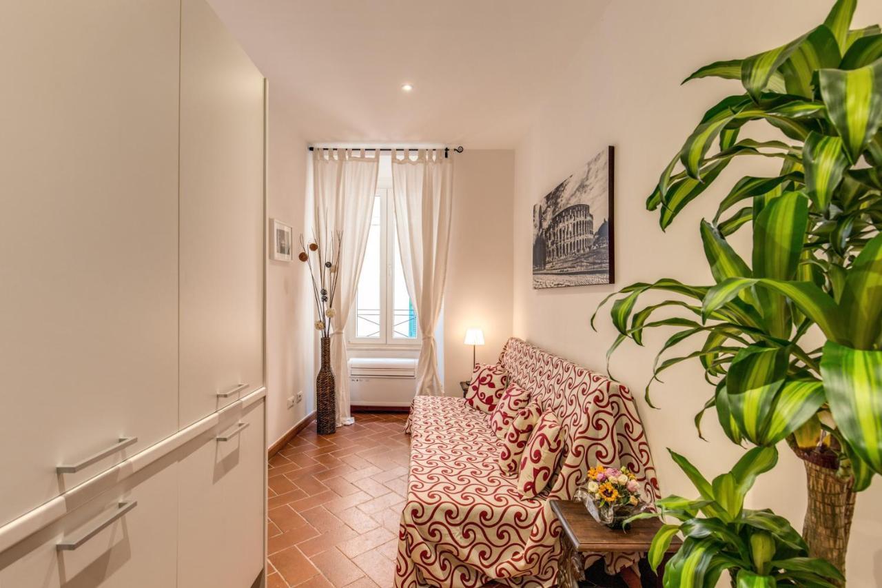 Piccolo Trevi Suites Řím Exteriér fotografie