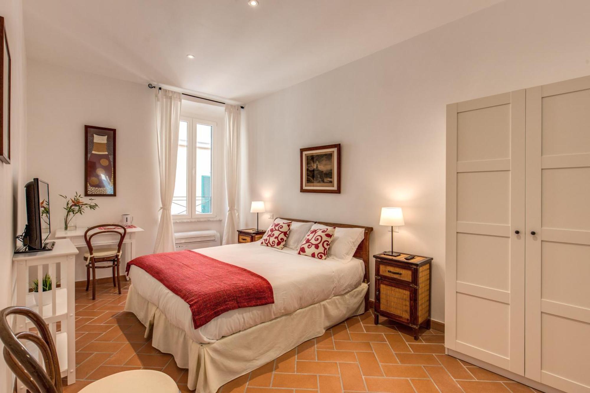 Piccolo Trevi Suites Řím Pokoj fotografie