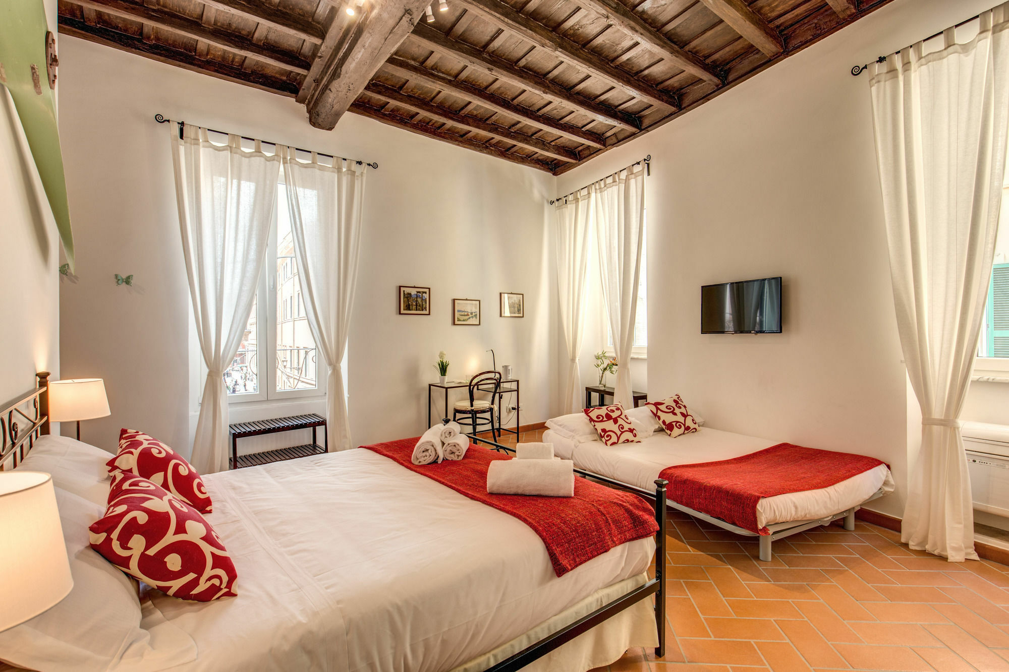 Piccolo Trevi Suites Řím Exteriér fotografie